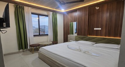 Sanidhya Hotel Room Type - Double Bed Room 2