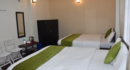 Rolyda guest house Room Type - Queen Deluxe Double Bed Rolyda guest house Room Type - Queen Deluxe Double Bed