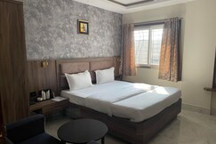 Hotel Dayaljeet