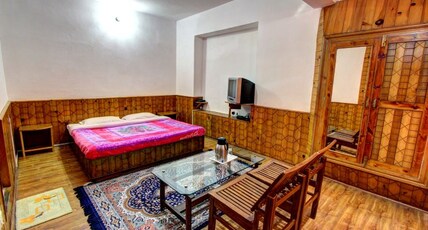 Dragon Inn Room Type - Standard Room