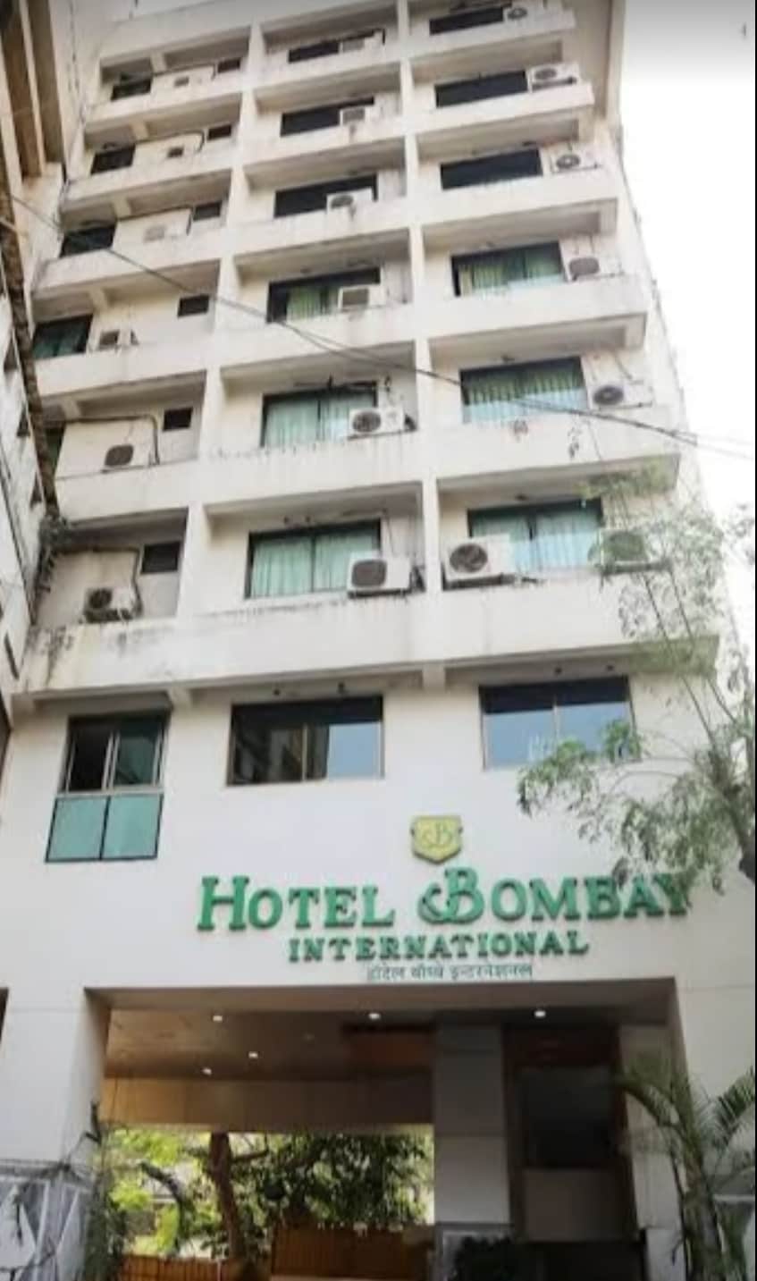 HOTEL BOMBAY INTERNATIONAL - Tap to explore photos
