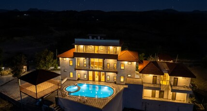 ELIVAAS Signature Terra Cove 6 BHK Retreat with Pvt Pool Room Type - ELIVAAS Terra Cove 6 BHK Retreat with Pvt Pool