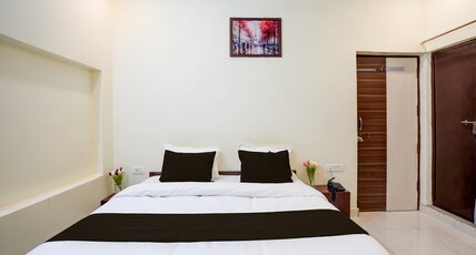 Hotel O by OYO Banaras Guest House Room Type - Classic
