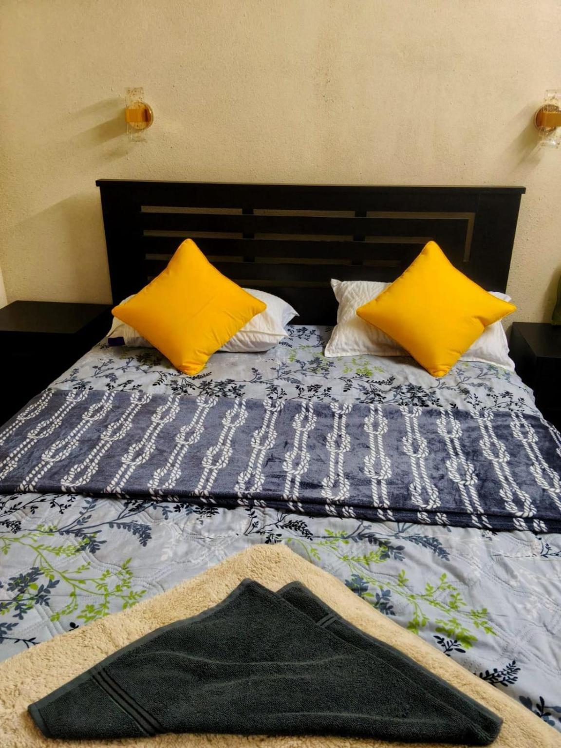 Mount Homestay - Tap to explore photos