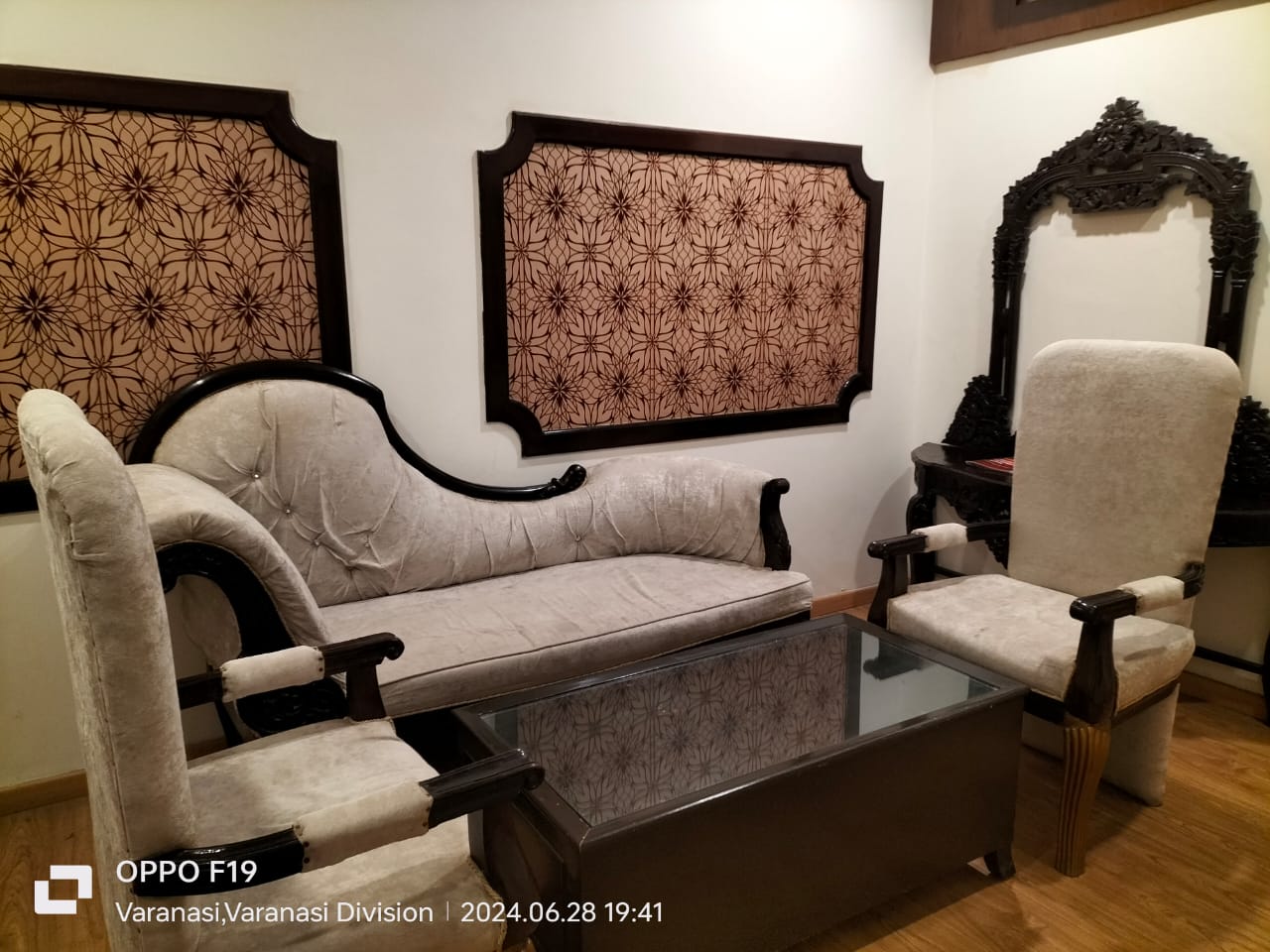 Pallavi International Hotel - Tap to explore photos