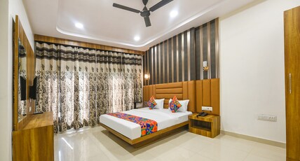 Fabhotel Golden Tree Room Type - Suite Room