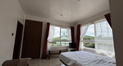 Kerphida B&B Room Type - Queen Bed with Hill View