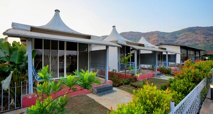 Lake Forest Resort Mulshi Room Type - Cottage with Lake View