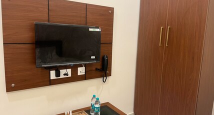 Silver Mist Residency Room Type - Deluxe Non Ac Room