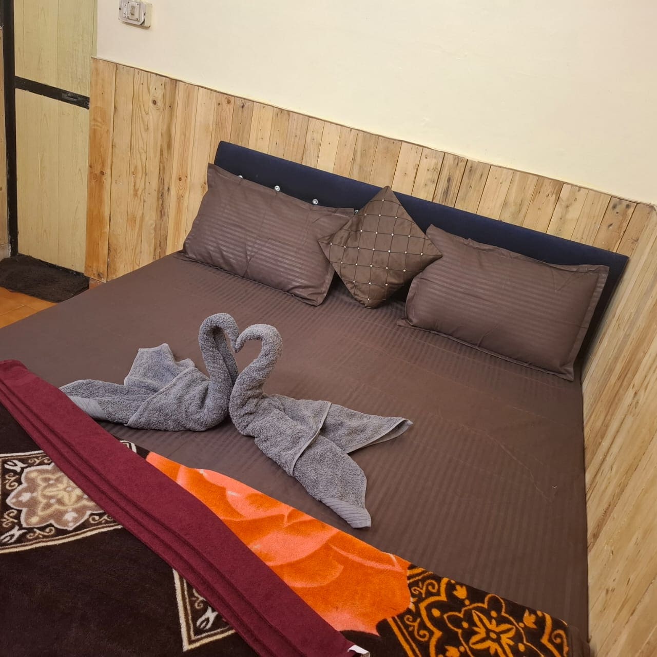 AVE MARIA GUEST HOUSE - Tap to explore photos