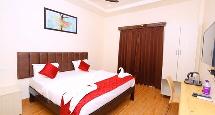 Hotel Vijaya Grand Room Type - Deluxe Room
