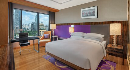 Renaissance Bangkok Ratchaprasong Hotel Room Type - Deluxe,1 King, Guest room, 1 King