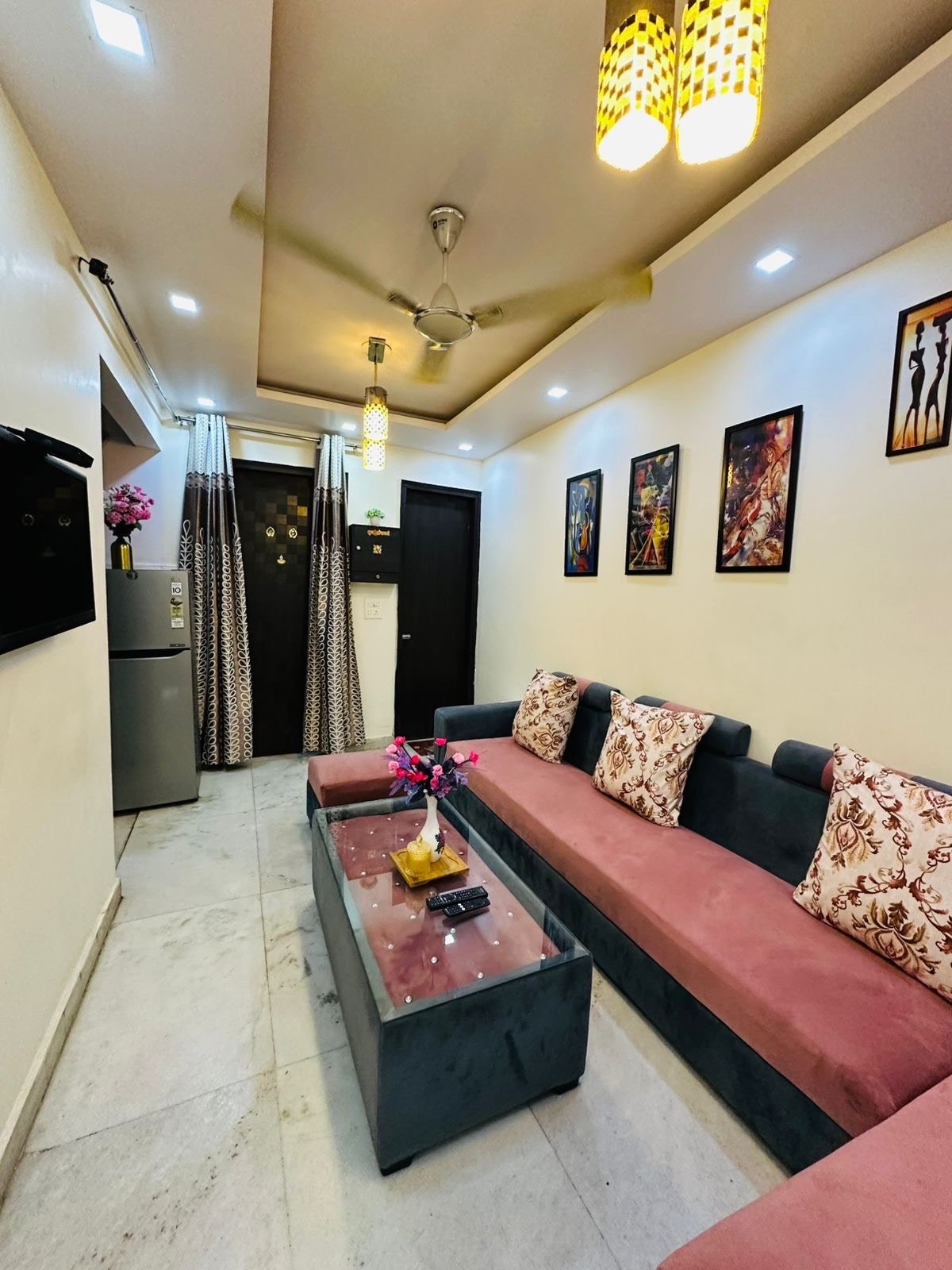 Beautiful Private 1BHK Apartment for all Occasions - Tap to explore photos