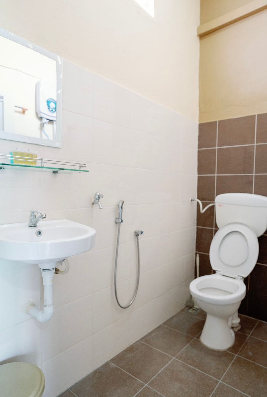 OYO 91271 Cik Ein Homestay - Tap to explore photos