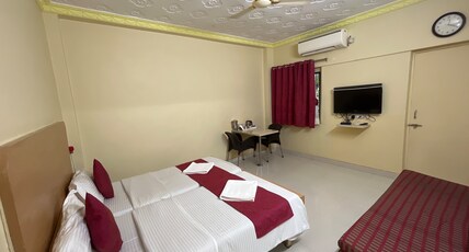 Hotel Panchavati Room Type - Deluxe AC Room