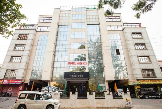 HOTEL SINGH AXIS