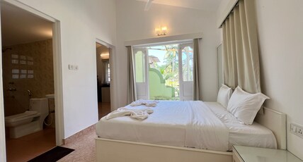 Gaur Opulent Room Type - Studio