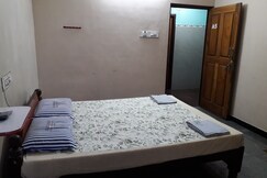 Sree Grand Lingam Residency