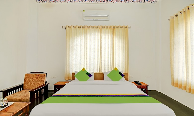 KHAKHRI HAVELI A Boutique Hotel Room Type - Royal Chamber KHAKHRI HAVELI A Boutique Hotel Room Type - Royal Chamber