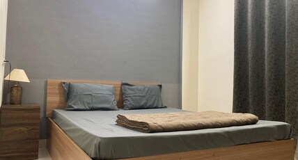 Fortale Living Room Type - 1BHK Premium Non-AC | Kitchen | Washing M | GF (A001) Fortale Living Room Type - 1BHK Premium Non-AC | Kitchen | Washing M | GF (A001)