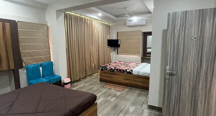 Hotel Royal Residency Room Type - Deluxe Suite Room