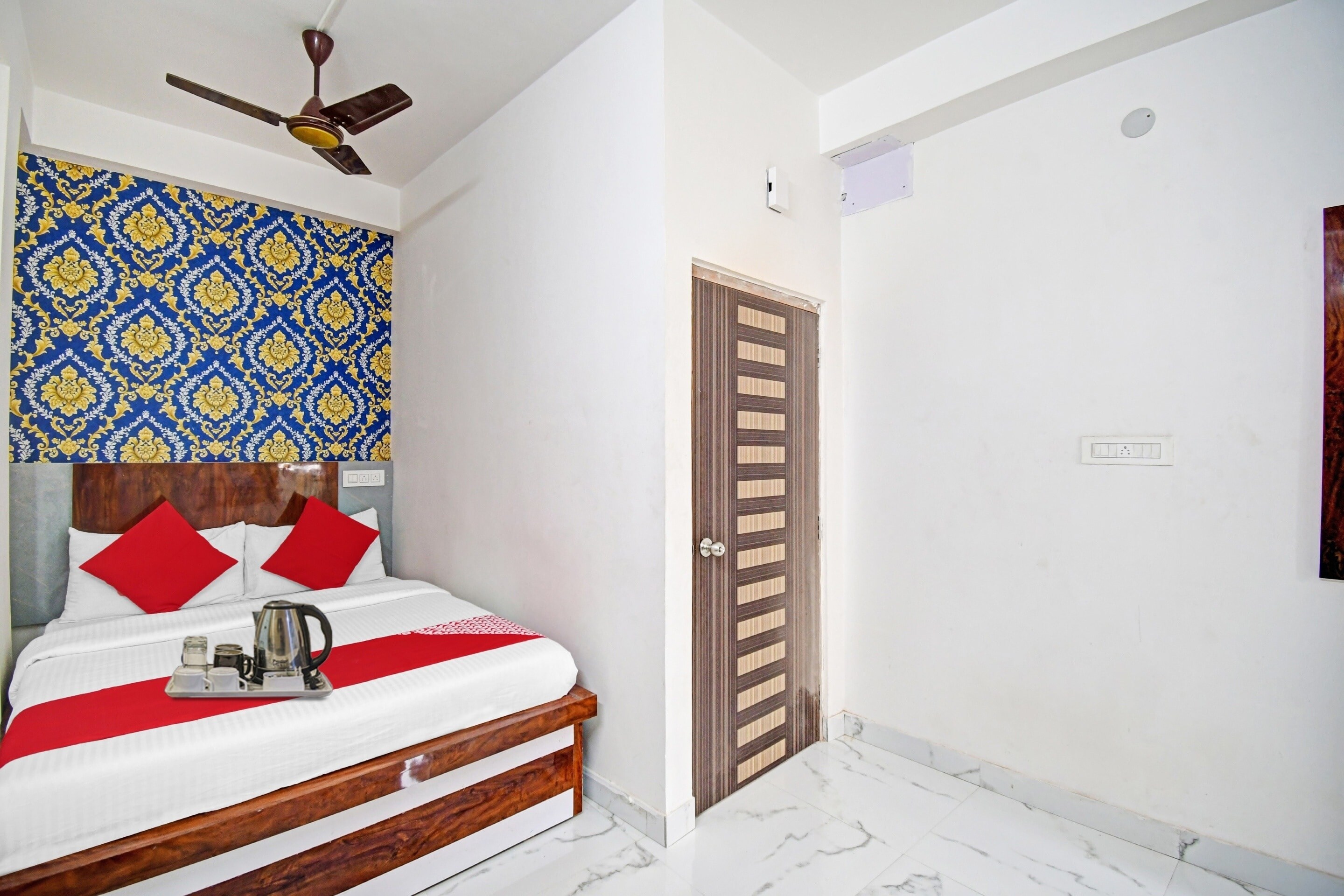 Hotel O Diamond Regency - Tap to explore photos