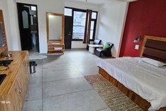 Woodward 2 by 4 wildflower