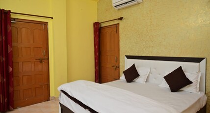 Shivaytan bed and break fast Room Type - Room no 301