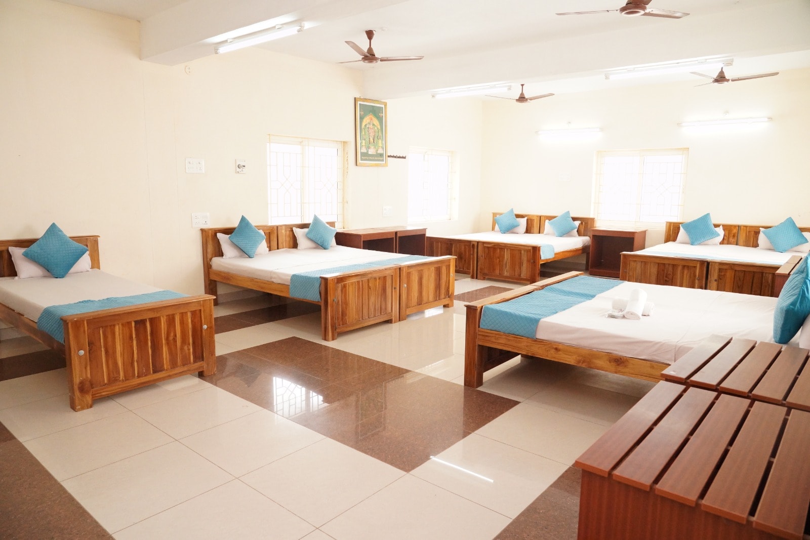 Hotel Aalayam - Thiruchendur - Tap to explore photos