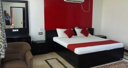 Sanjay Motels (I) Pvt. Ltd. Room Type - Deluxe 