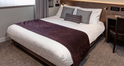 Best Western Plus Delmere Hotel Room Type - 1 Double Bed, Non-Smoking, Small Room, Cozy Room