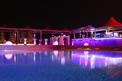 Golden Tulip Muscat