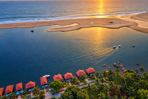 Poovar Island Resort