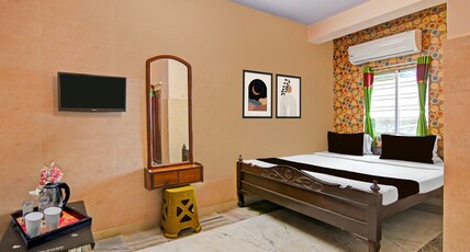 Super Hotel O Rishra Railway Station Formerly Green Guest House Room Type - Classic
