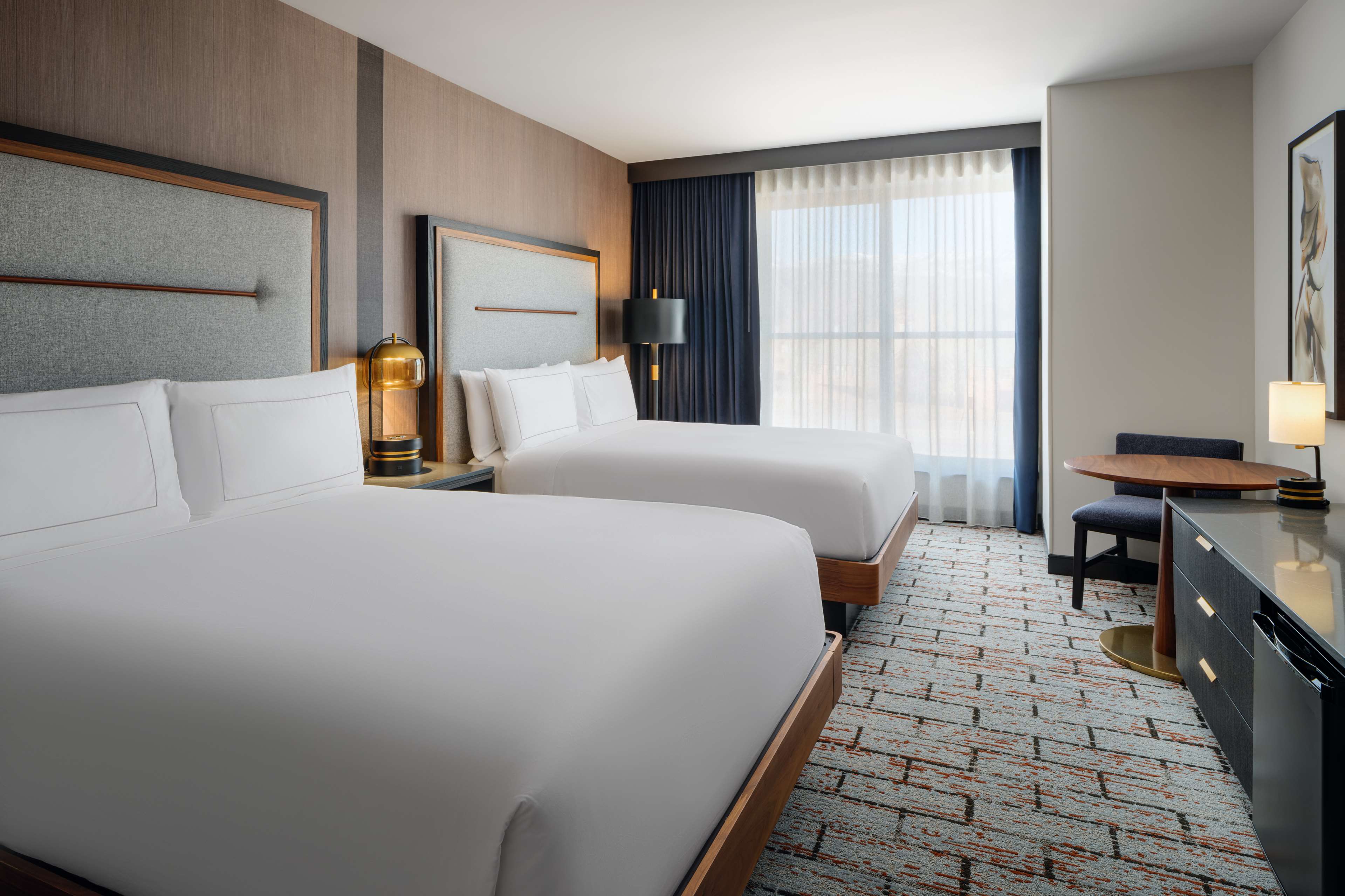 The Hoffmann Hotel Basalt Aspen, Tapestry Collection Hilton - Tap to explore photos