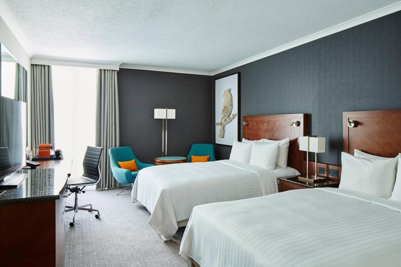 London Heathrow Marriott Hotel - Tap to explore photos