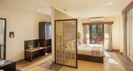 SIMALA RETREAT BAIGUNEY Room Type - Deluxe Room with River and Forest View