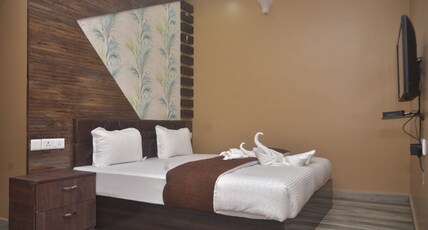 Hotel Maa International Room Type - Standard Room