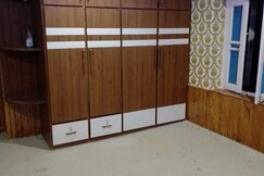 Hotel O Home Yasmeena Homestay