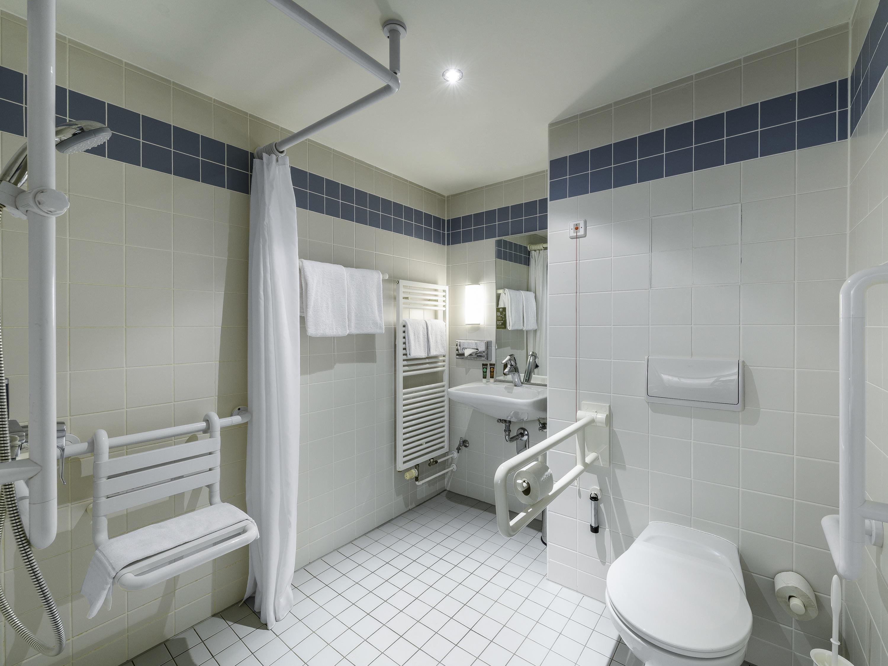 Ibis budget Berlin Potsdamer Platz - Tap to explore photos