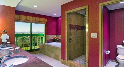 Embassy Suites by Hilton Nashville SE Murfreesboro Room Type - 1 KING EXECUTIVE NONSMOK