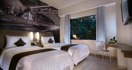 Hotel Neo Candi Simpang Lima Room Type - Superior Room