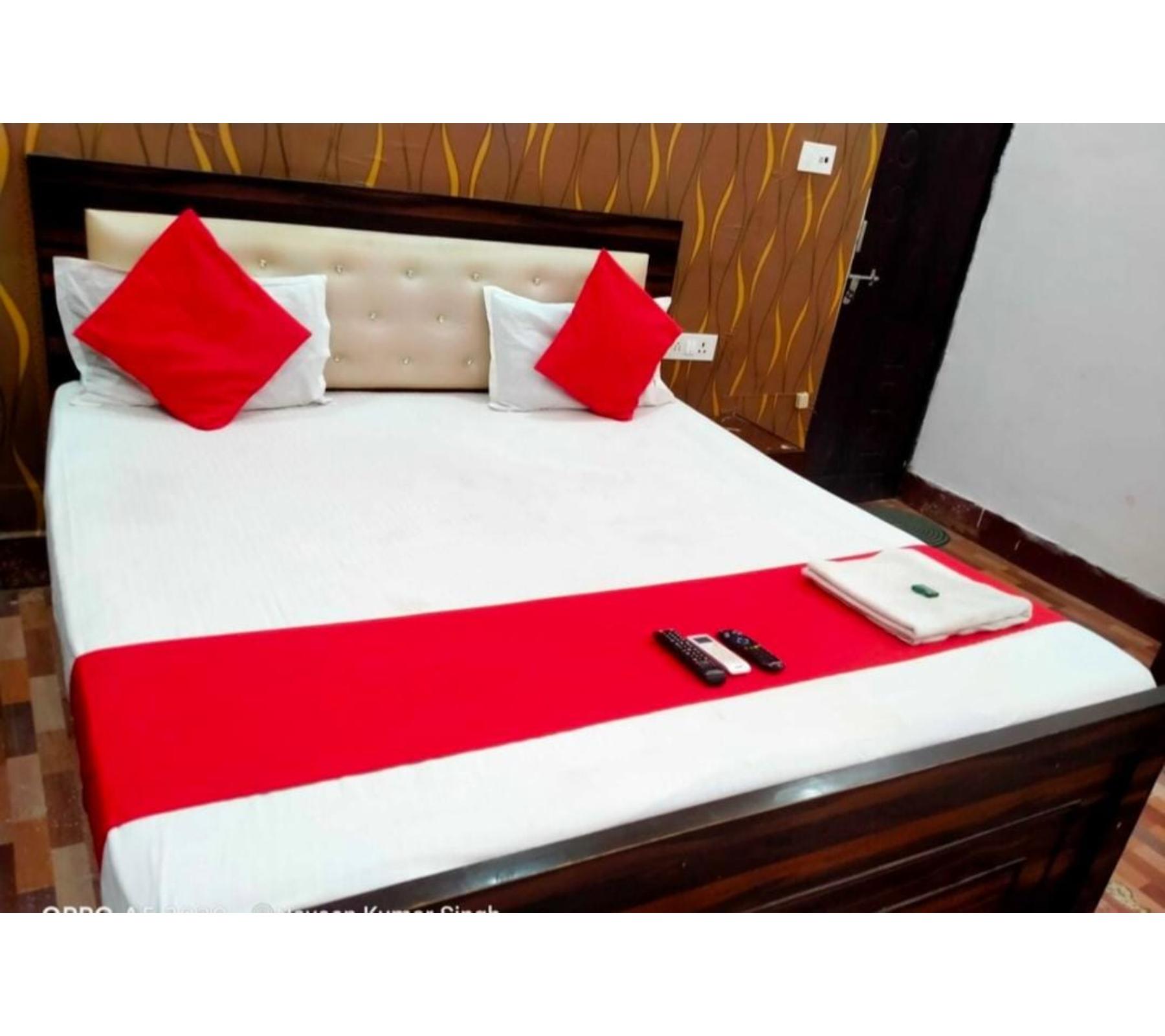 Prayag Villa Individual Rooms - Tap to explore photos