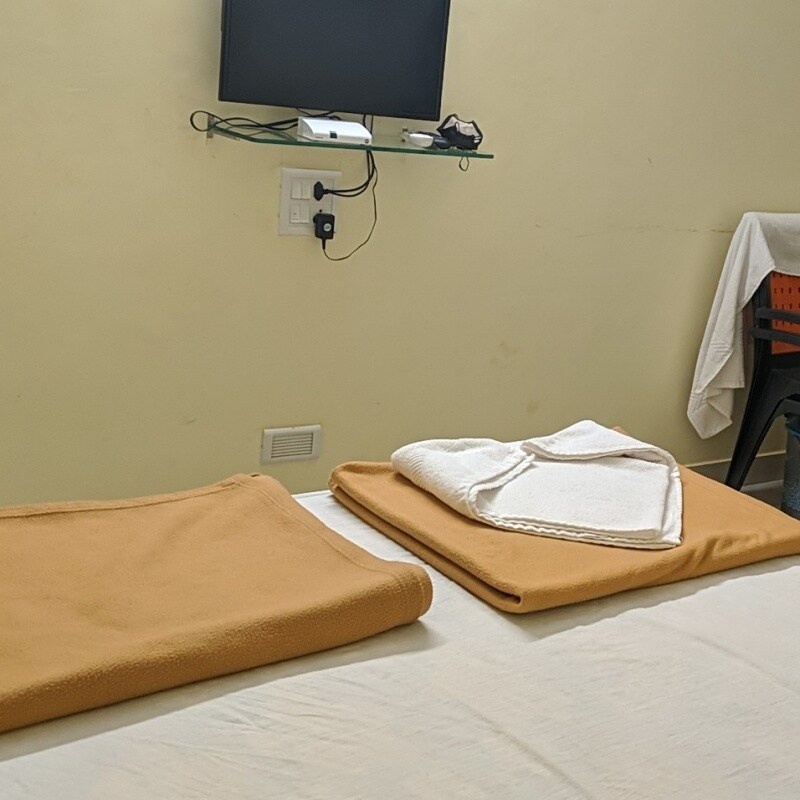 Hotel Sohen Beach Resort - Tap to explore photos