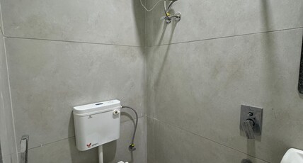 Hotel Shiv Matra Room Type - 2 bed ac deluxe room