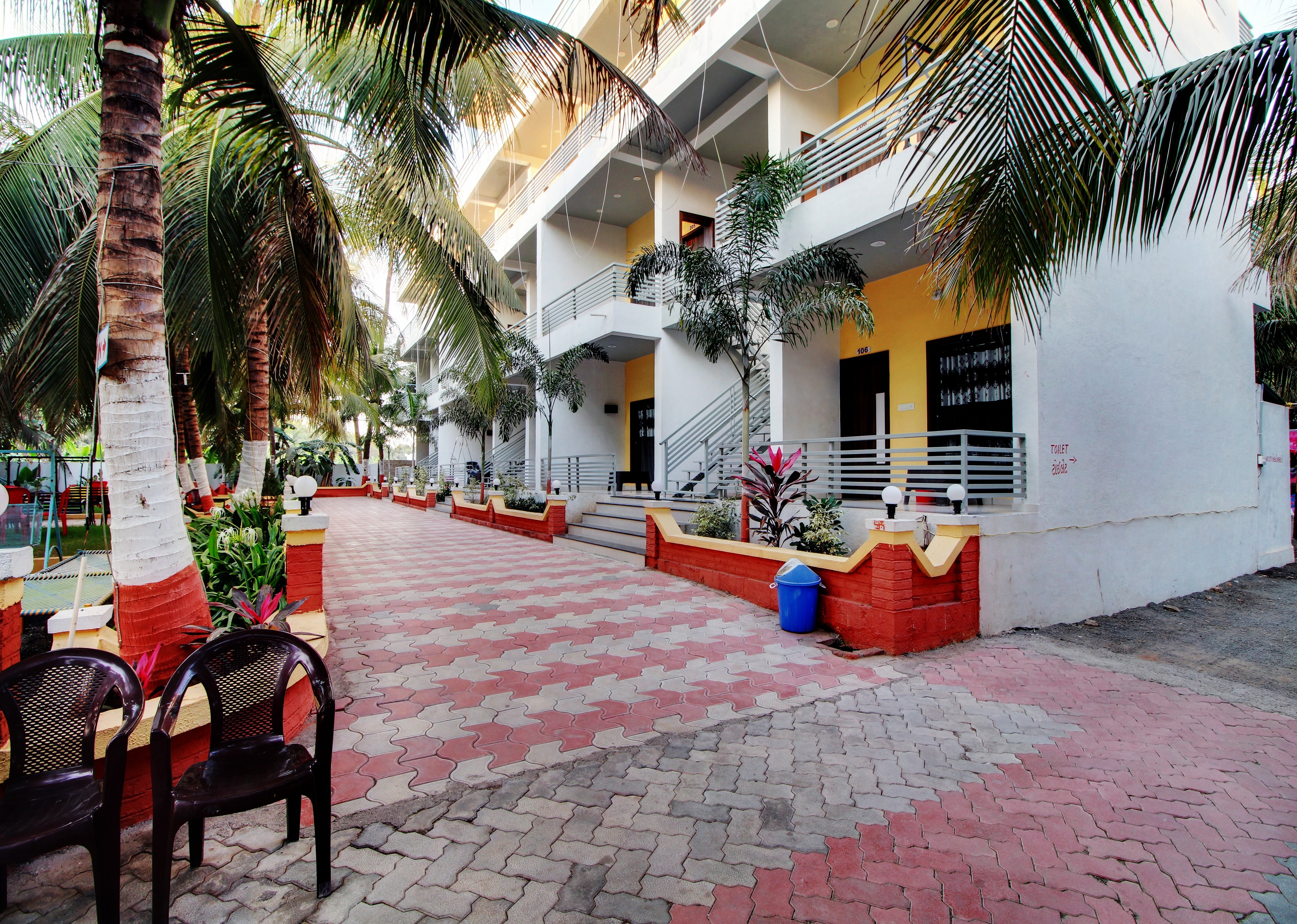 Bhalkeshwar Villa & Resort - Tap to explore photos