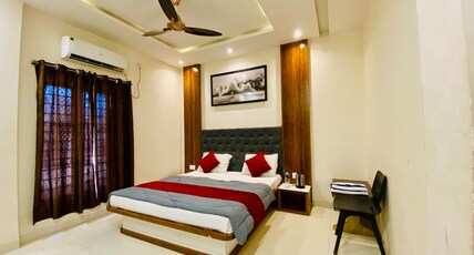 hotel Ashirwad Room Type - Superior Double Bed AC Room