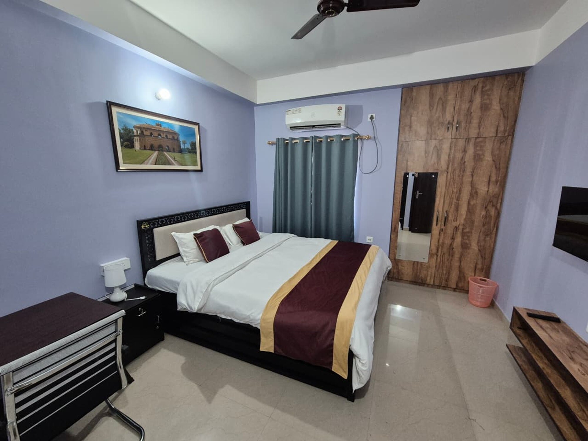 SK Homestay - Tap to explore photos