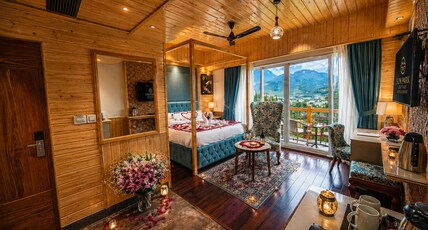 Sun Park Boutique & Spa (Centrally Heated) Room Type - Elite Honeymoon Room with Balcony and Bathtub (Centralised heating cooling) Sun Park Boutique & Spa (Centrally Heated) Room Type - Elite Honeymoon Room with Balcony and Bathtub (Centralised heating cooling)