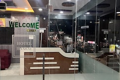 Hotel Bharat